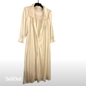 Shadowline‎ Women's Vintage Ivory Embroidered Nightgown Chemise M